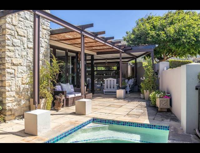 3 BEDROOM HOUSE FOR SALE IN STONEHURST MOUNTAIN ESTATE